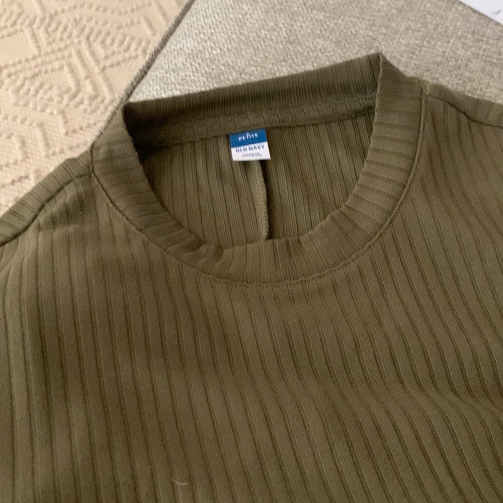 Old Navy Maternity Rib-Knit Long Sleeve Dress